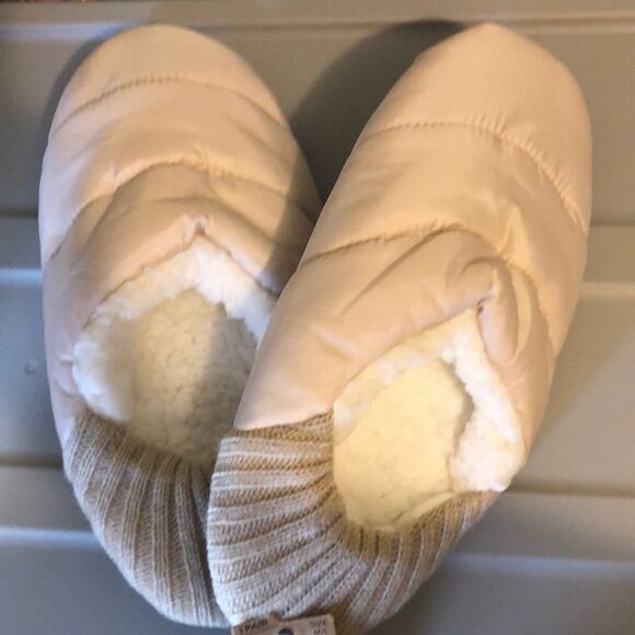 Born Sherpa lined slippers size M/L - Picture 1 of 4